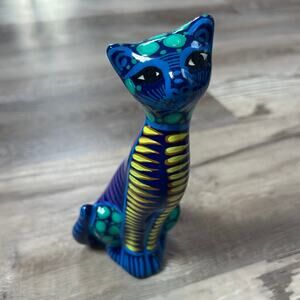 Hand-Painted Mexican Folk Art Cat Figurine Ceramic Pottery Talavera Style